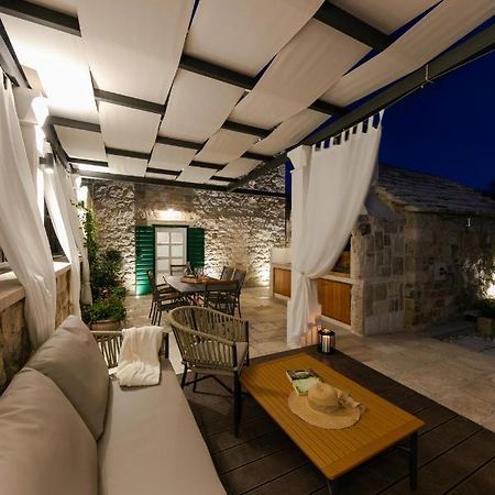 Villa Bante - Luxury Stone House Kastela Exterior photo