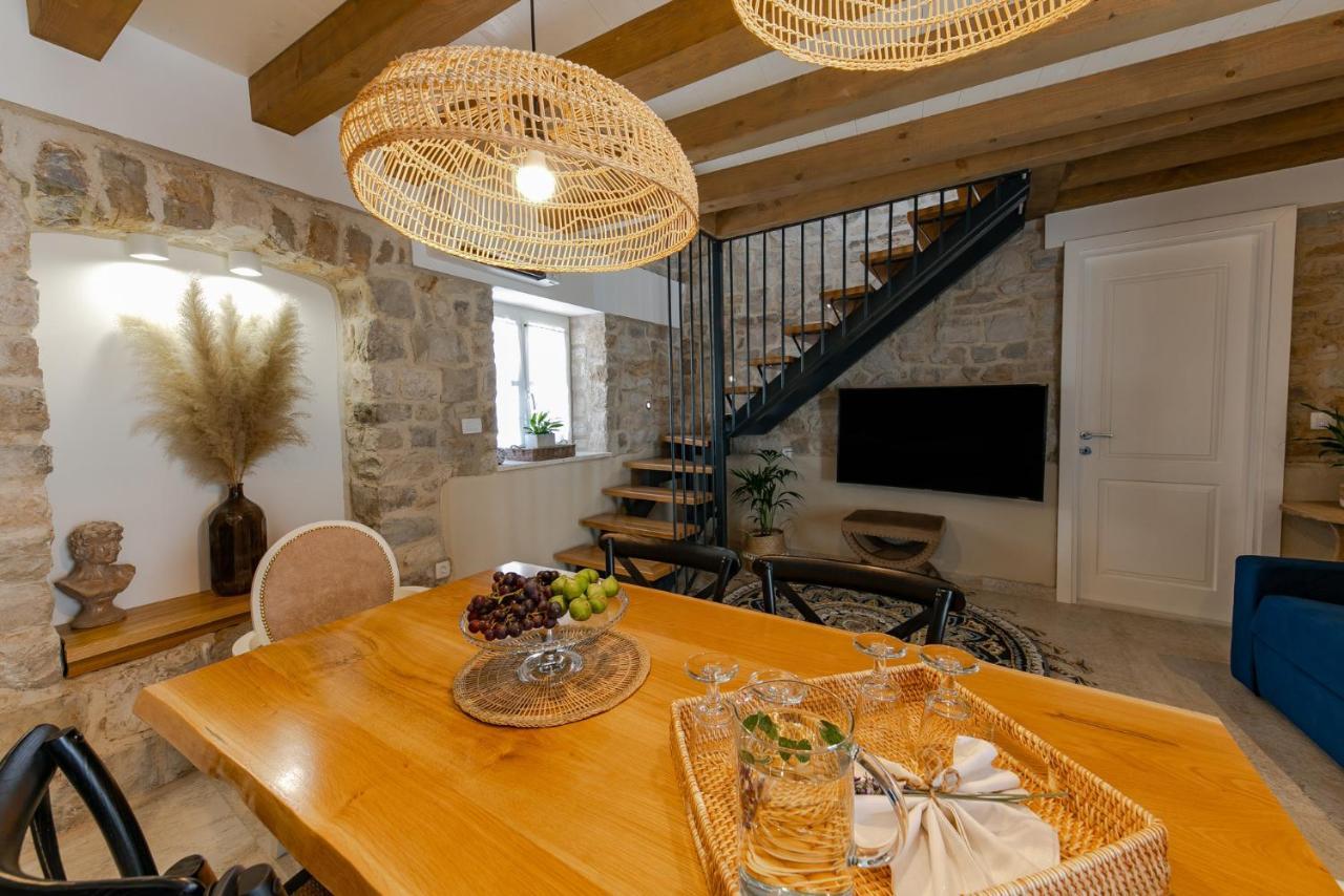 Villa Bante - Luxury Stone House Kastela Exterior photo