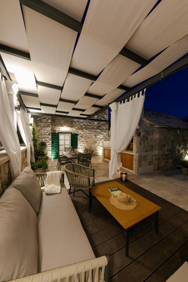 Villa Bante - Luxury Stone House Kastela Exterior photo