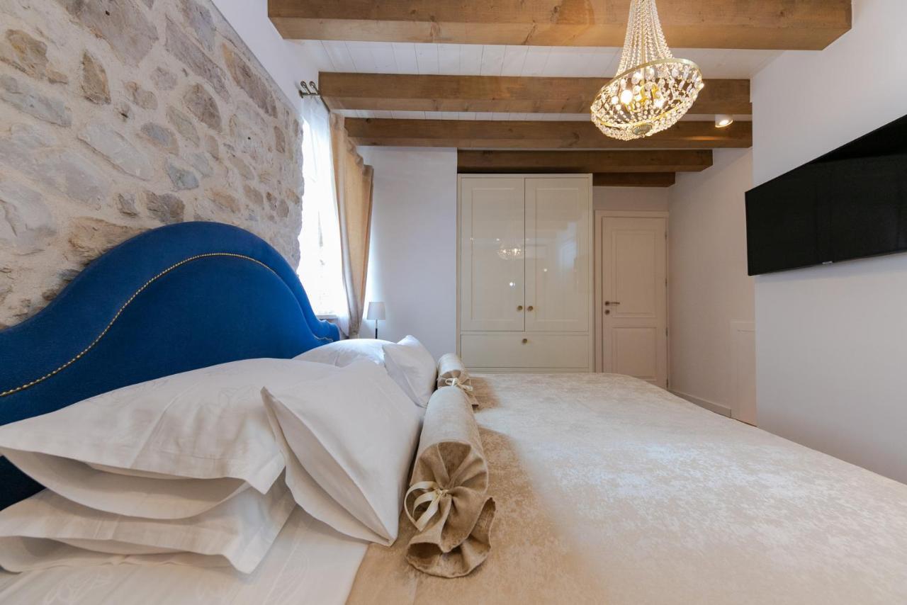Villa Bante - Luxury Stone House Kastela Exterior photo